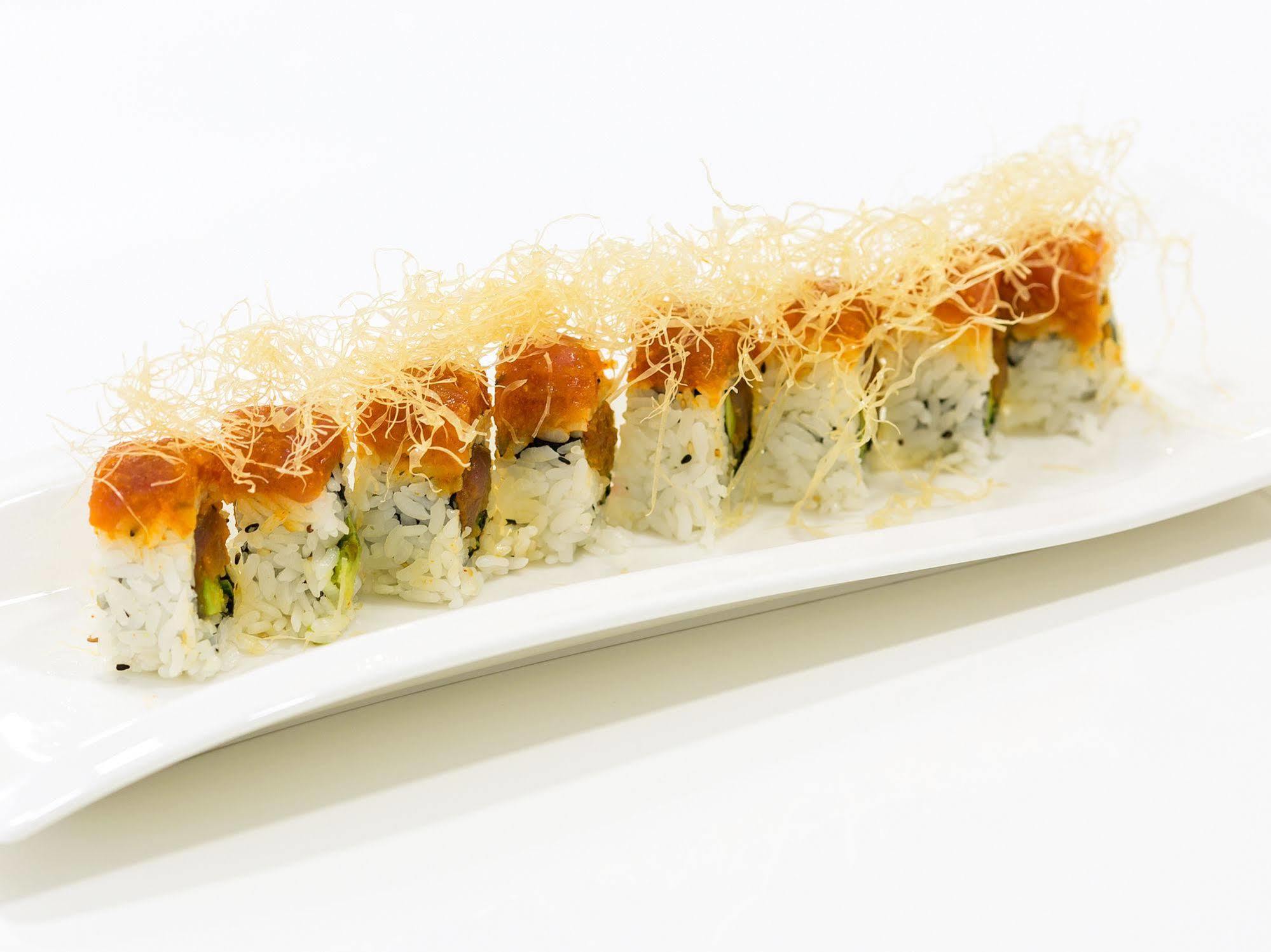 Merchants Crown Suites And Spa Praga Zewnętrze zdjęcie A sushi roll